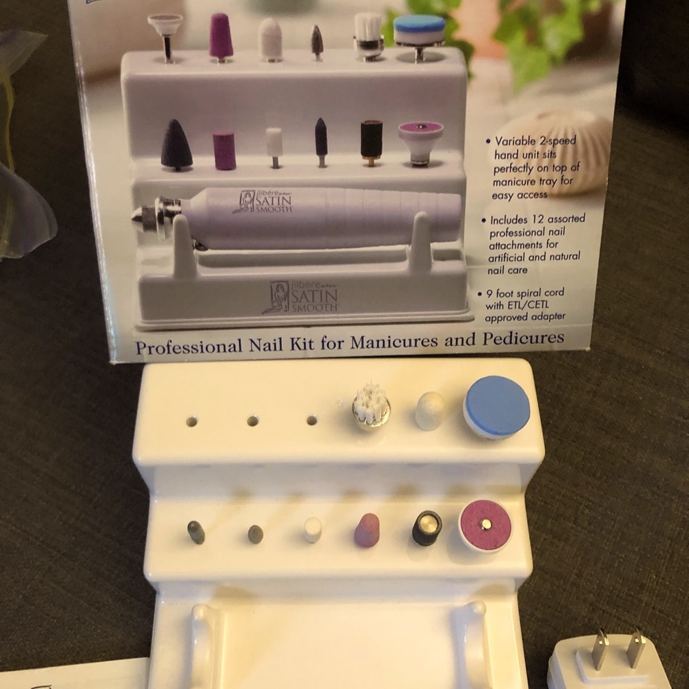 Professional nail kit